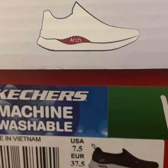 BRAND NEW women skechers arch fit vista inspiration slip on shoes size US 7.5 - Picture 5 of 9